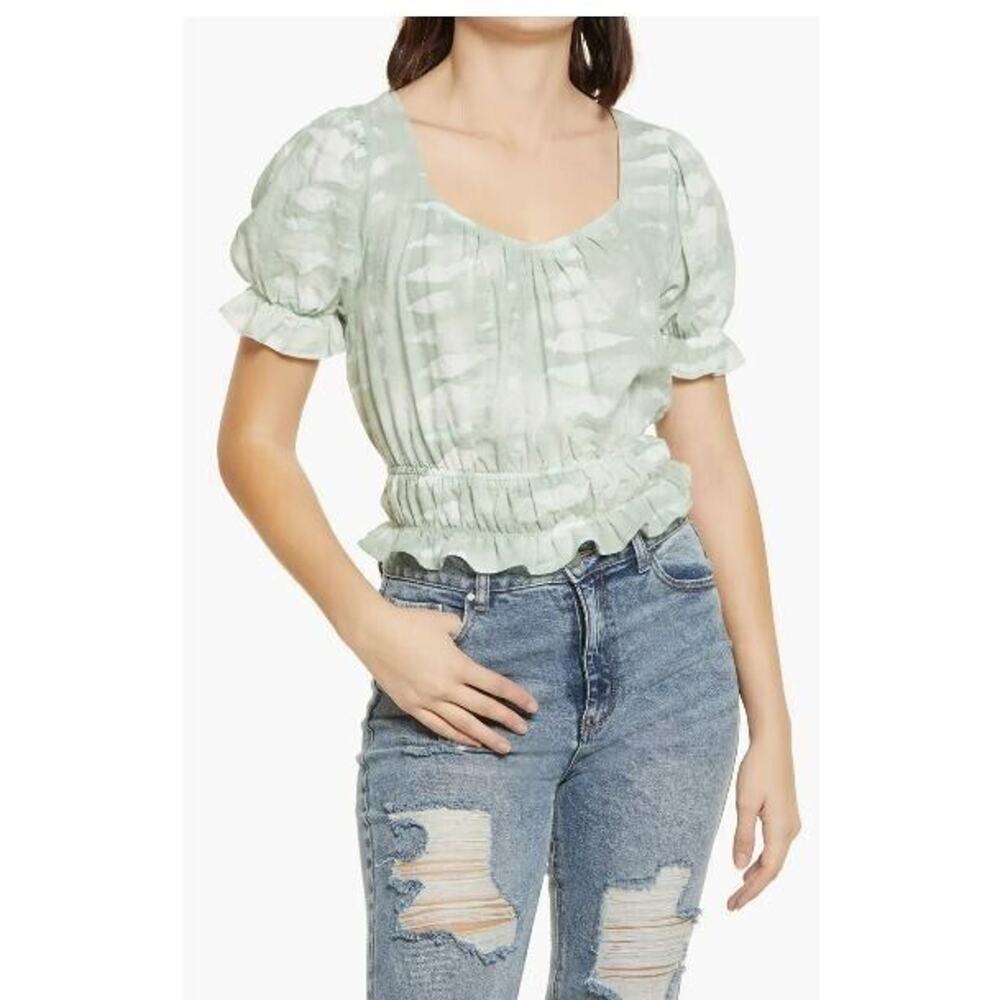 Good Luck Gem Women's Short Sleeve Print Ruffle Top in Light Green‎ XLarge $35